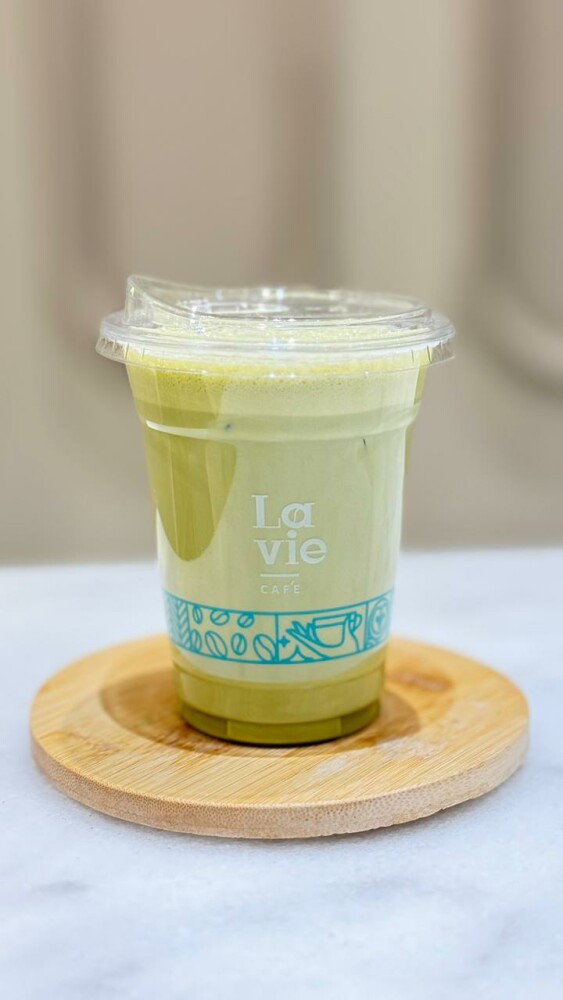 ايس شيكن ماتشا - Ice Shaken Matcha