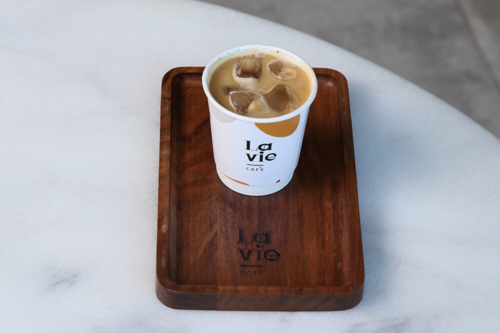 آيس فلات وايت / Iced flat white
